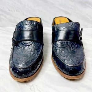 Patricia Nash Embossed Mules 9
